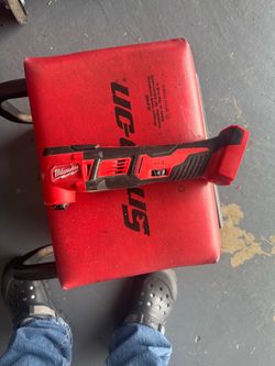 Milwaukee M18 Multi Tool