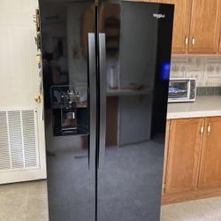 Black fridge Must Sell