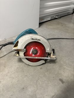 MAkita Saw