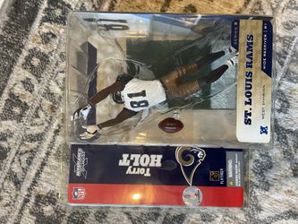 MCFARLAND SPORTS PICKS Torry Holt #81 St. Louis Rams Figure 2004 Series 8