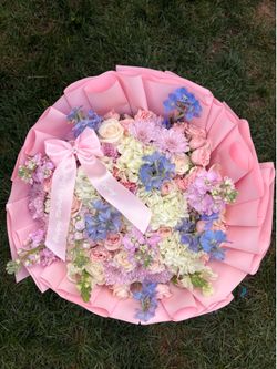 Ramo buchon roses flower bouquet
