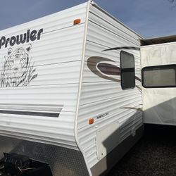 2004 Prowler, Fleetwood Travel,