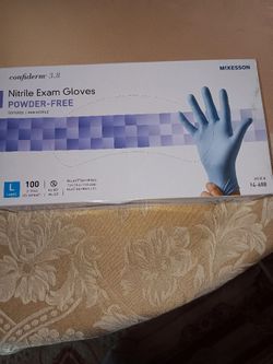 BRAND NEW SEAL BOX -2 BOXES MCKESSON NITRILE EXAM GLOVES POWDER FREE 100 PCS SIZE LARGE $5 EACH TOTAL$10 CAN SALE SEPARATE-1 BOX $5 EACH.
