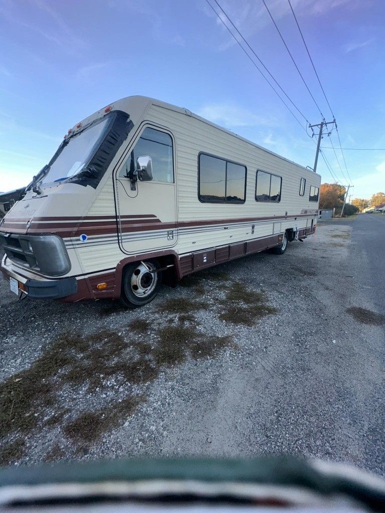 1985 Fleetwood Southwind