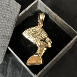 Gold-Plated Nefertiti Pendant
