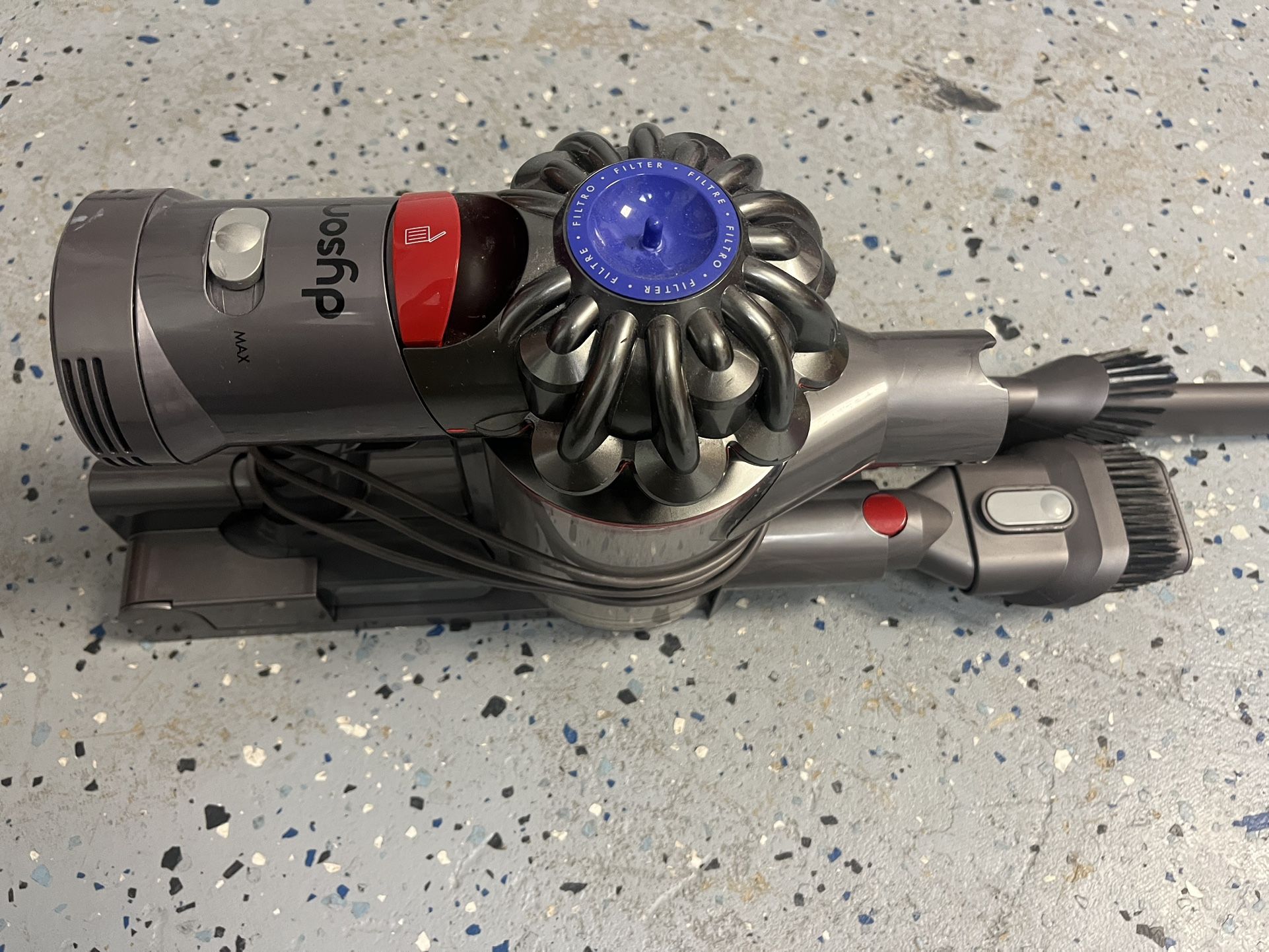 V7 Dyson Vacuum