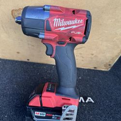 Milwaukee 1/2" impact with 5.0ah battery