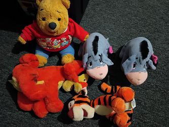 Pooh bear and tiger toys