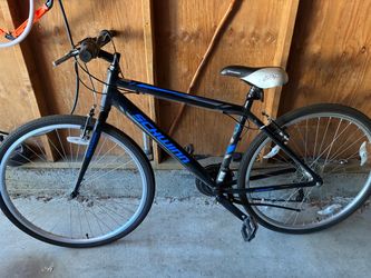 Schwinn Pathway Lightweight Aluminum 18 Speed Mountain Bike