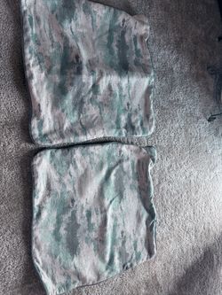 Set of 2 Teal Abstract Bath Rugs