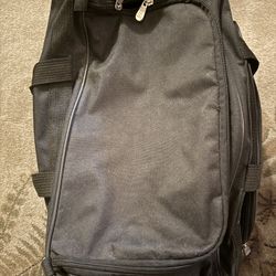 Maestro Rolling Black Luggage 