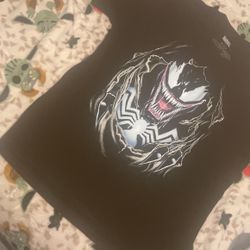 Venom Marvel T-shirt Medium