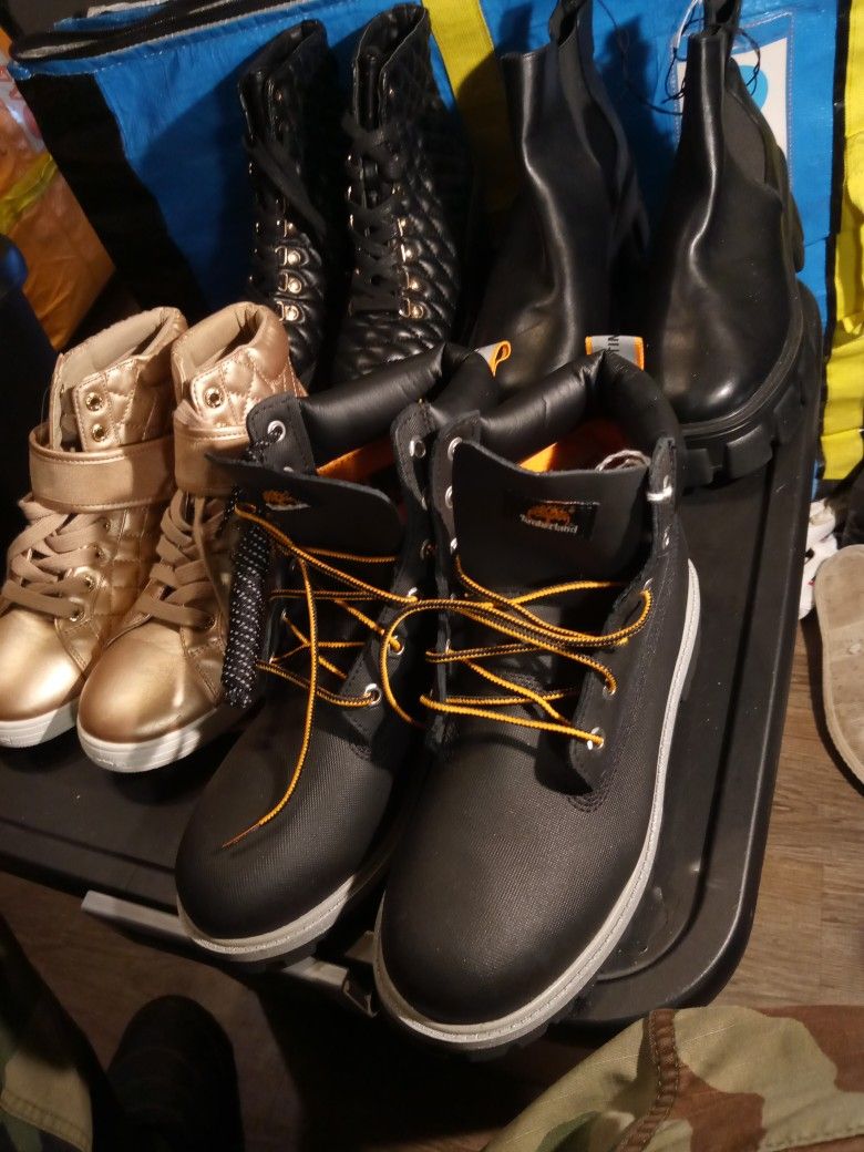 BOOTS SUMMER SALE FOREVER 21/ TIMBERLAND/BeBe