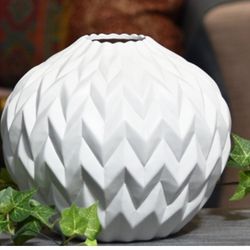 Ceramic Vase 