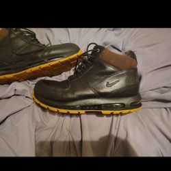 NIKE AIR ACG LEATHER BOOTS 