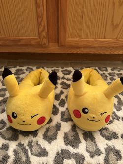 Pikachu soft slippers