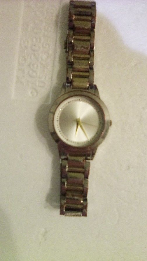 Ladies Beautiful Wrist Watch