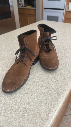Men’s dark brown suede shoes