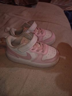 Girls Nike shoes