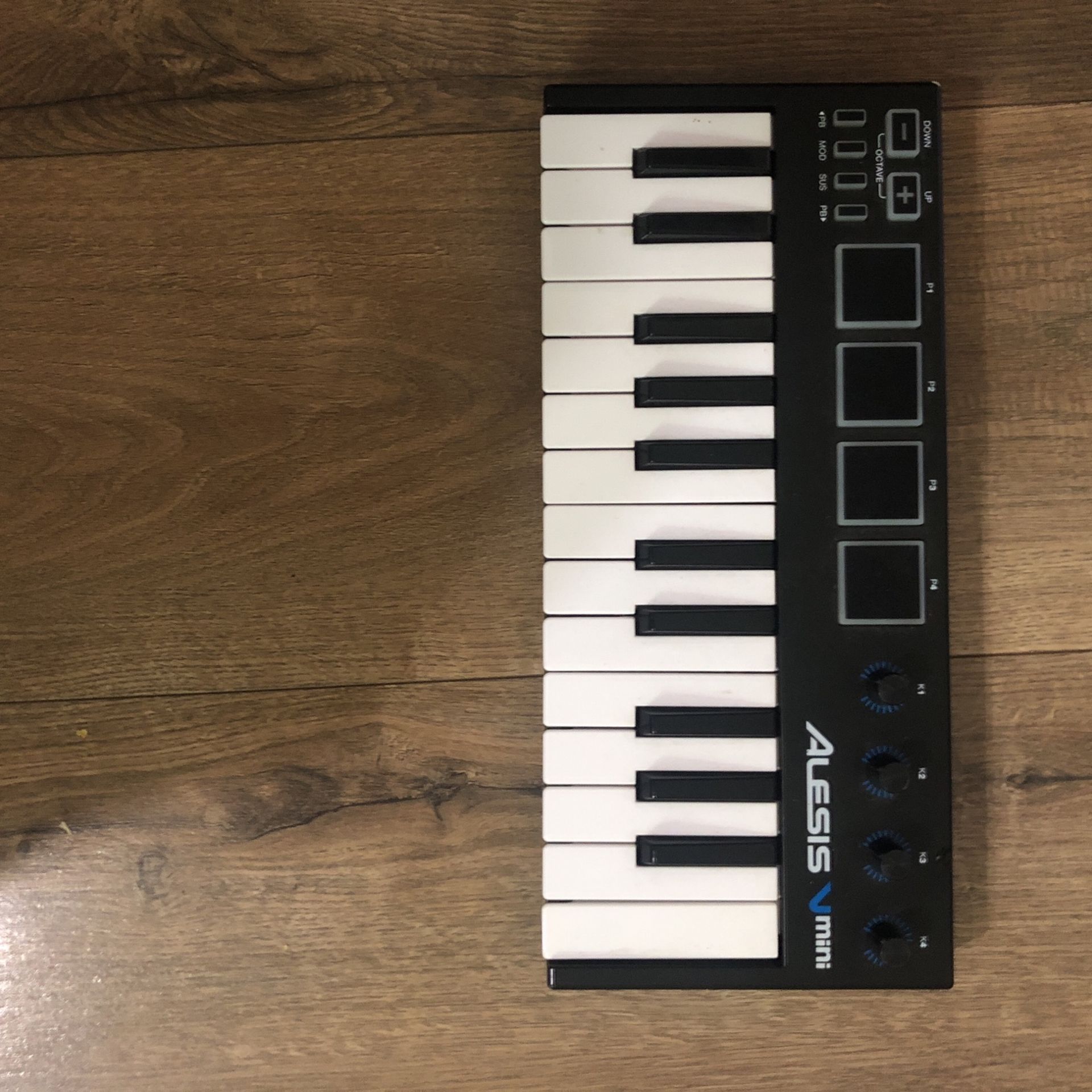Alesis VMini