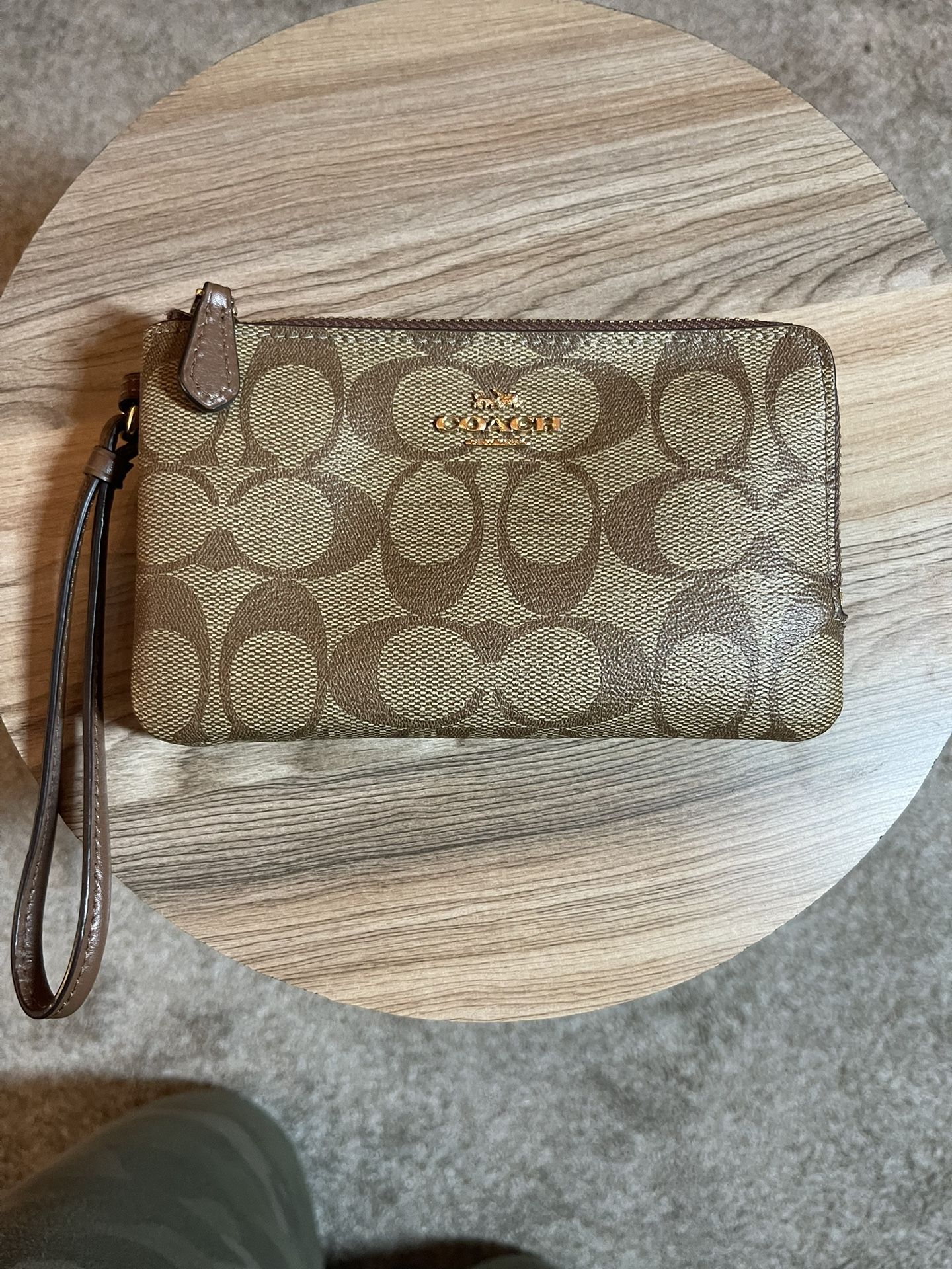 Wallet In Signature Canvas