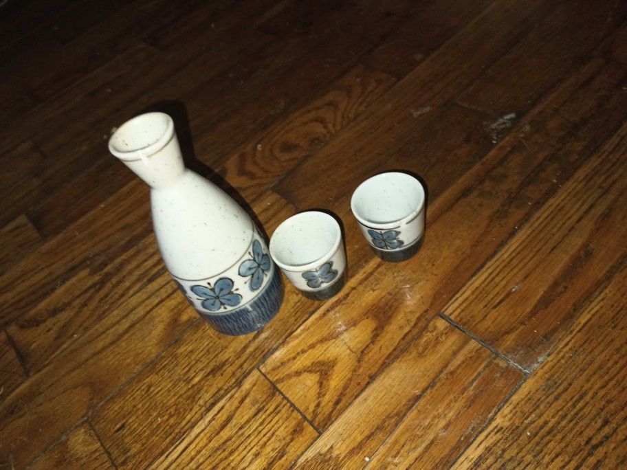 Antique Sake Set, 3pc