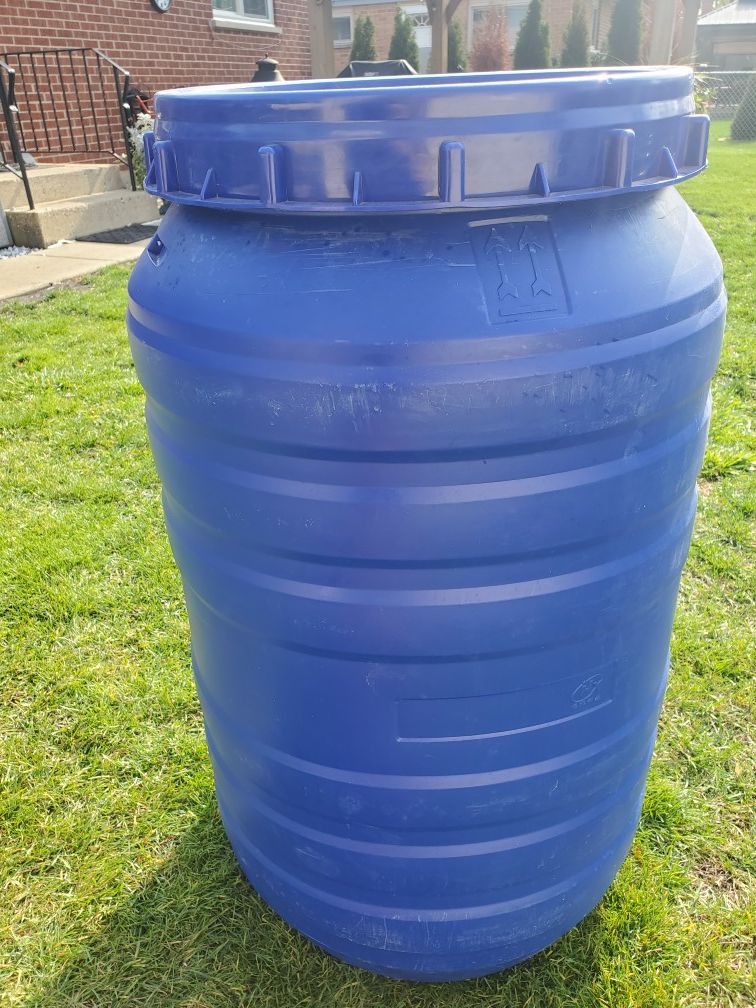 Plastic barrel 55 gallon