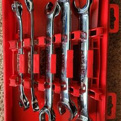 Nut Wrench