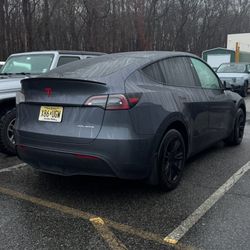 2023 Tesla Model Y Long Range AWD