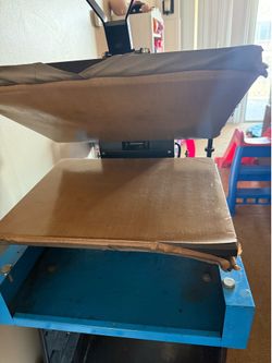 Heat press on wheels