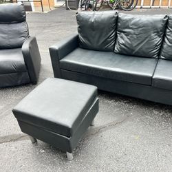 3 Piece Furniture Set. Black Leather.