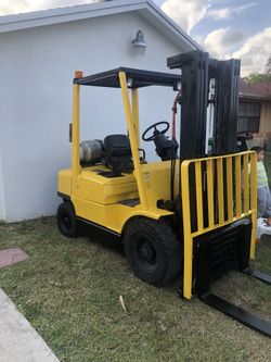 Hyster 6000 Pound Capacity 