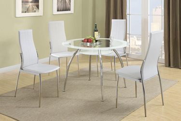 Round Dining Table with 4 chairs F2210 + F1276
