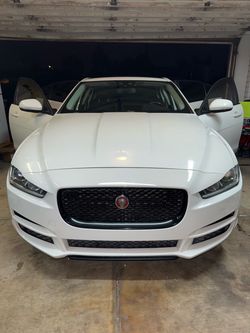 2017 Jaguar XE