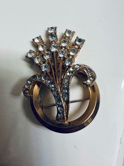 Vintage   Jewelry  Brooch Rhinestones   Flower Collectable