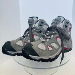 New Balance 1201 Gore-Tex Gray Hiking Boots Women’s 10