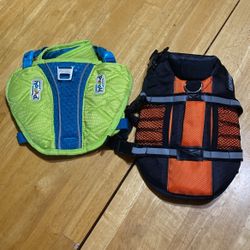 Dog Life Jacket Size Xs-small  $15 Dollar Each