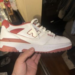 Red New Balance 550