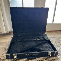 Stagg 6-Guitar & Bass Case / Stand