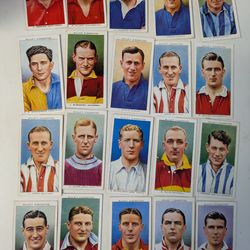 Association Footballers (soccer) made by Wills Imperial tobacco trading cards. 20 cards from the 1930s. Old antique interesting collectible sports tra