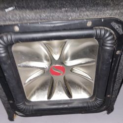 Subwoofer Kicker 12 Inch