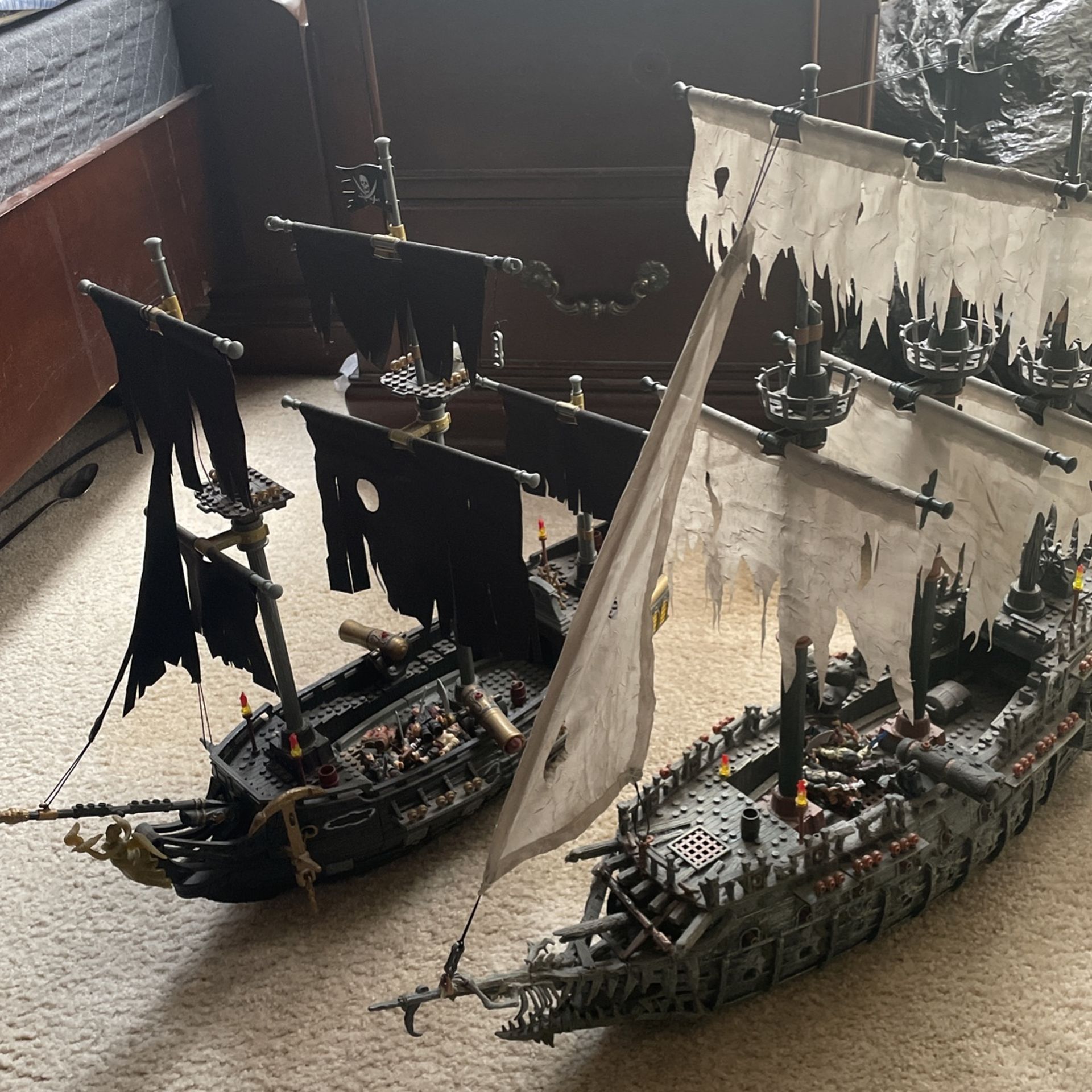 Pirates Of The Caribbean Ships Lego Mega Blocks
