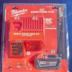 BRAND NEW STILL IN BOX MILWAUKEE M18 5.0Ah BATTERY & M18/M12 Multi-Voltage Multi-Port Dual Charger
​