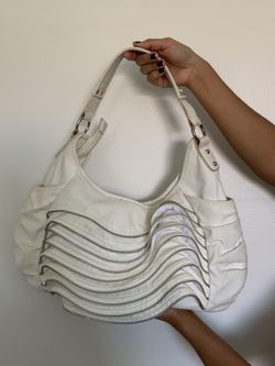 White zipper purse with pockets at ends