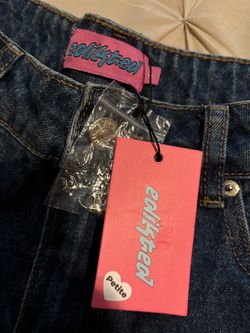 Never once worn Edikted Petite S Dark Wash Jeans – New with Tags