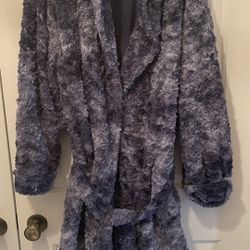 Alfani Intimates Women’s XL Faux Fuzzy Fur Plush lounge Robe-Gray/Navy