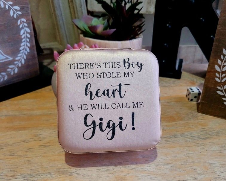 Decorative Travel Jewelry Box