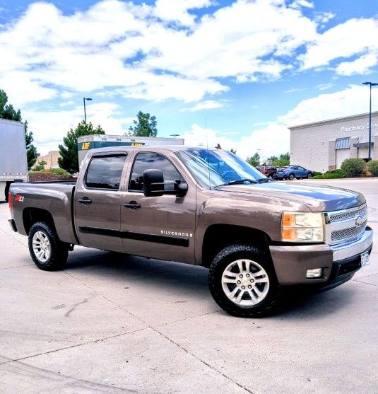 2007 Chevrolet C7500 KUV Service Truck