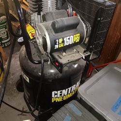 29 Gallon 2hp Central Pneumatic Air Compressor