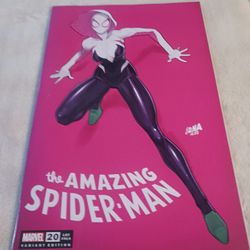 Amazing Spider-man #20 David Nakayama Pink Trade Dress Variant Spider-Gwen